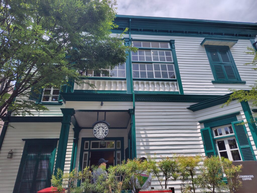 スターバックスコーヒー北野異人館店