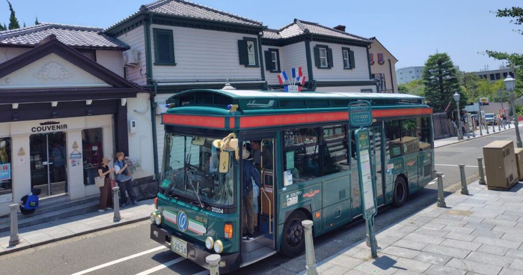 北野異人館街バス停のシティーループ