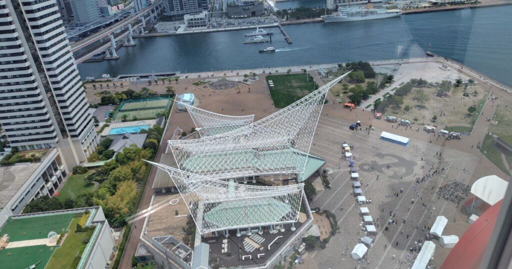 神戸ポートタワーから見たメリケンパーク