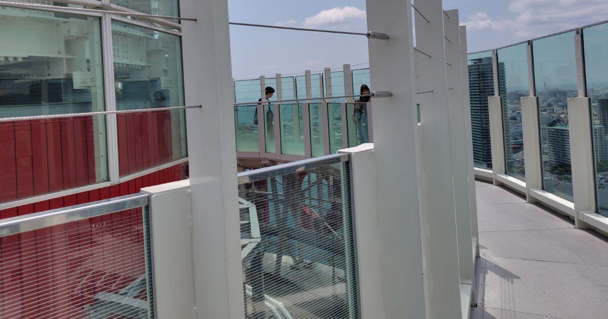 神戸ポートタワーの展望デッキ