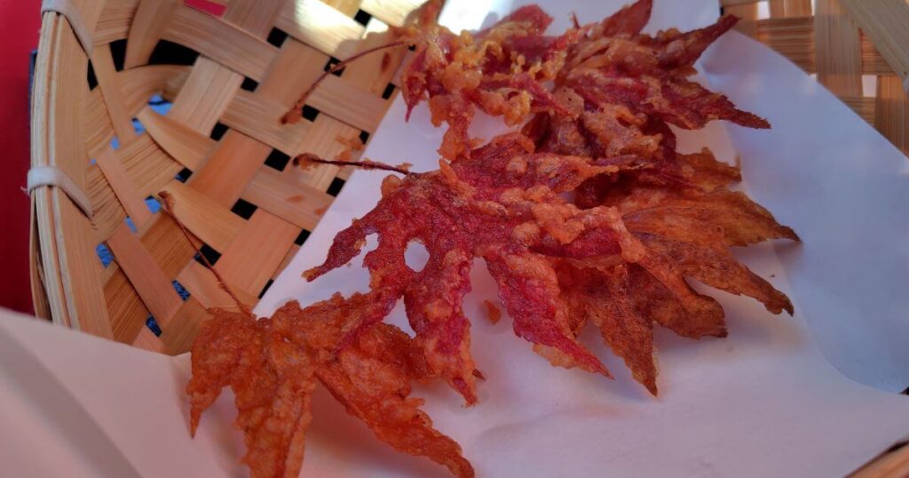 モミジの天ぷらアップ