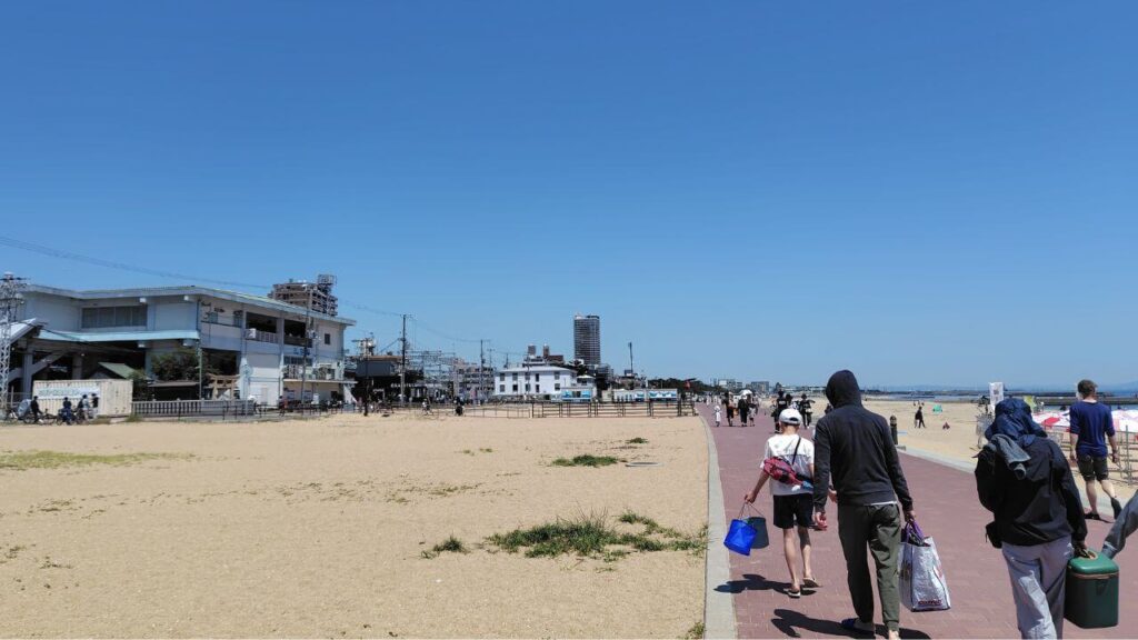 JR須磨駅前の海沿いの遊歩道